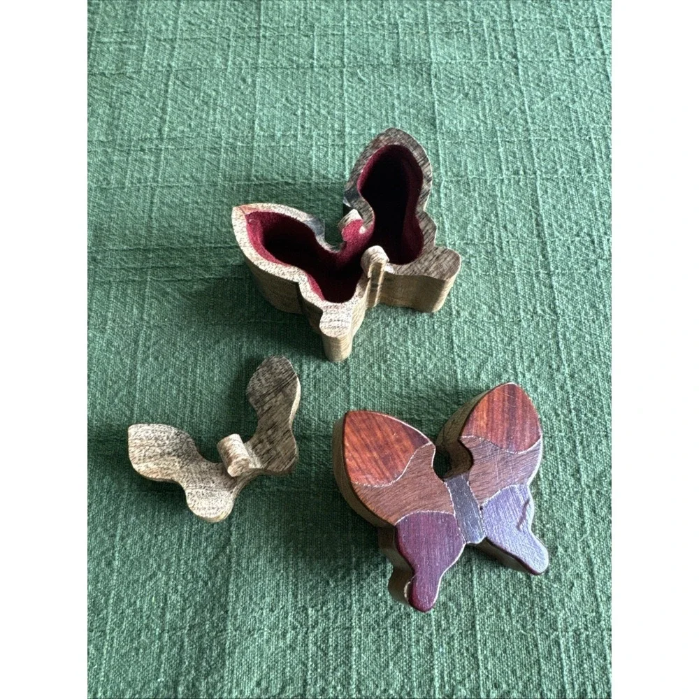 VTG.‎ Butterfly Hand Carved Wood Puzzle Jewelry/Trinket Box 3